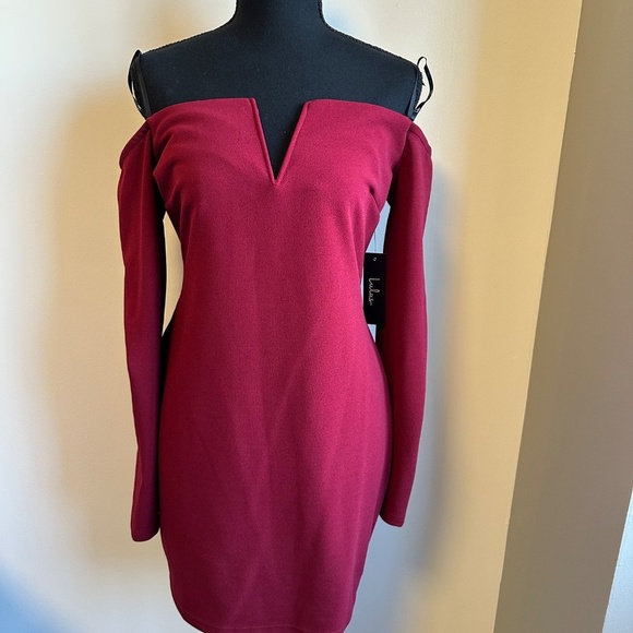 **LULUS* Maroon Long Sleeve Off-The-Shoulder Dress NWT Size Large - Picture 1 of 10